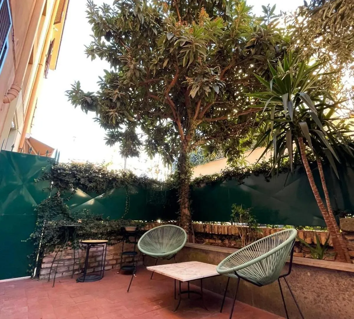 Cozy Artsy Apt Near The Vatican Rome Apartment